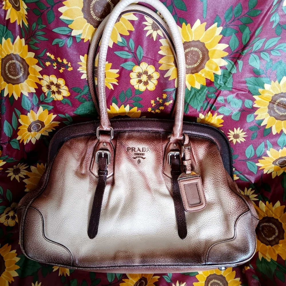 *Genuine Vintage Prada Leather Ombre bag!*